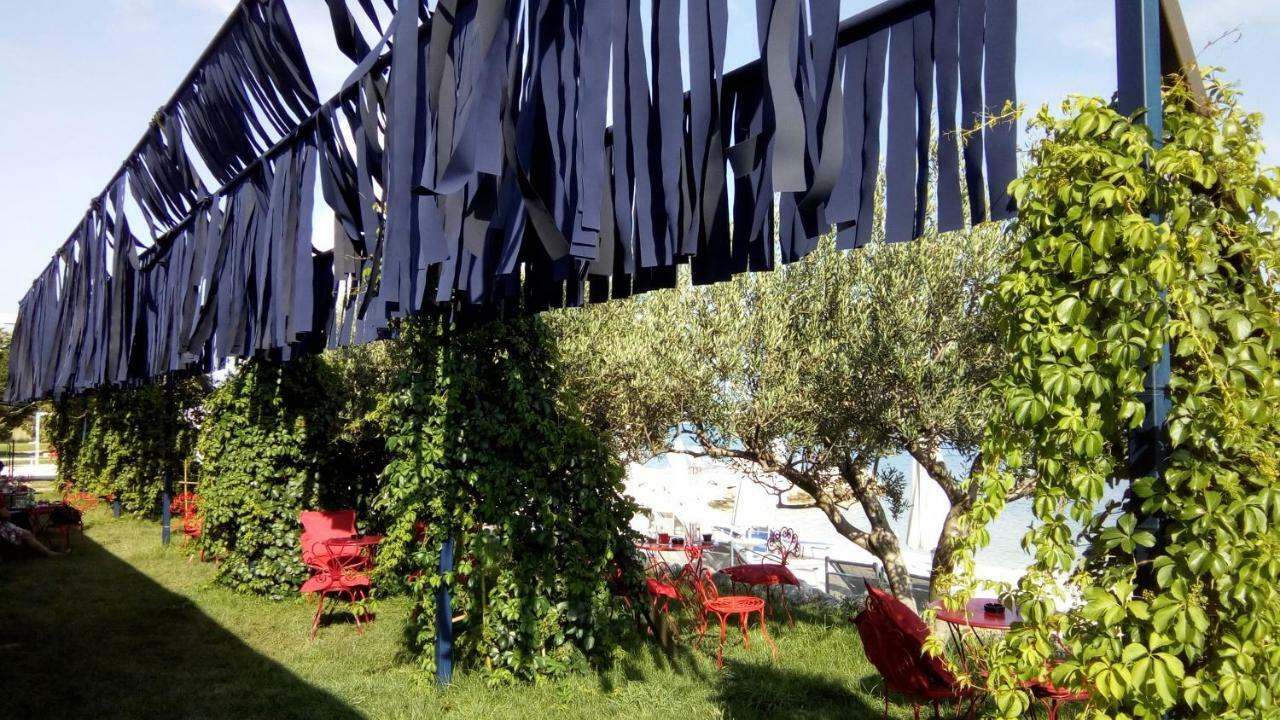 Seaeye Apartment